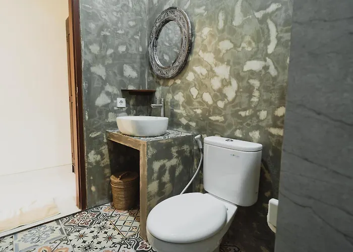 Guest house D-anyar And Surf
