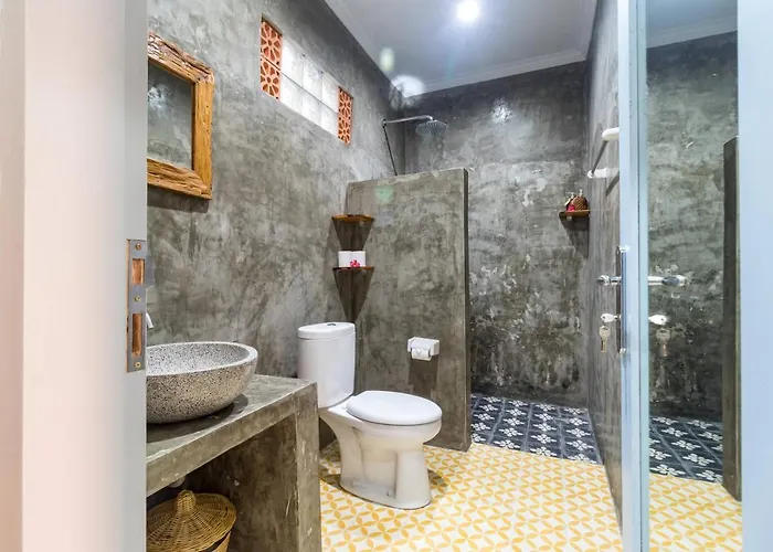 Guest house D-anyar And Surf